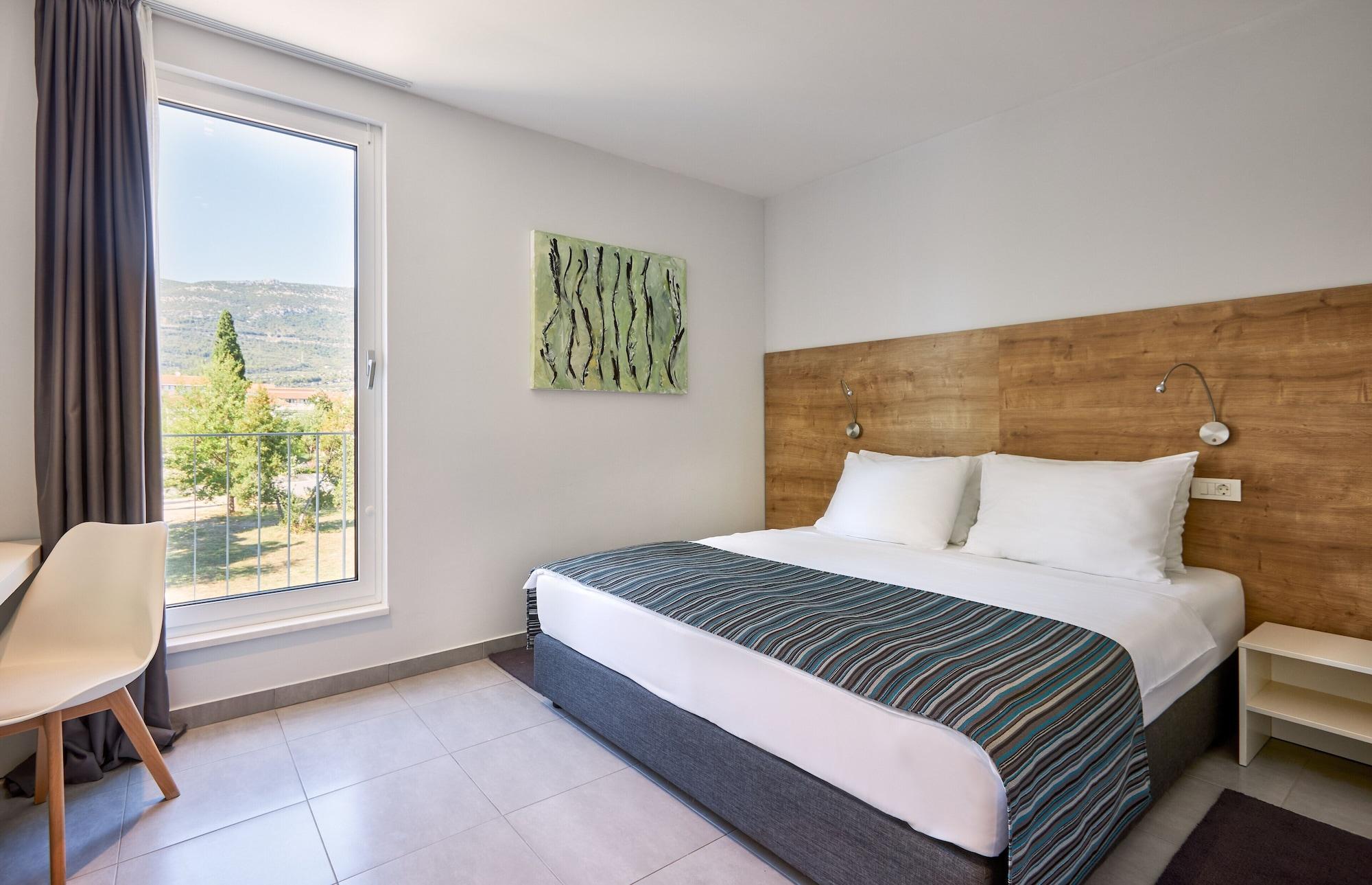 Hotel Stacija Kastela Dış mekan fotoğraf