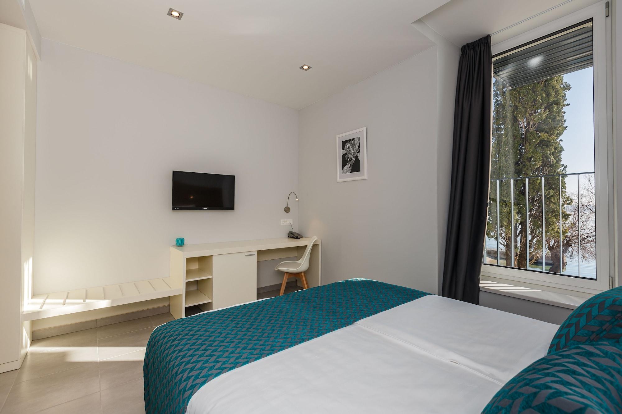 Hotel Stacija Kastela Dış mekan fotoğraf